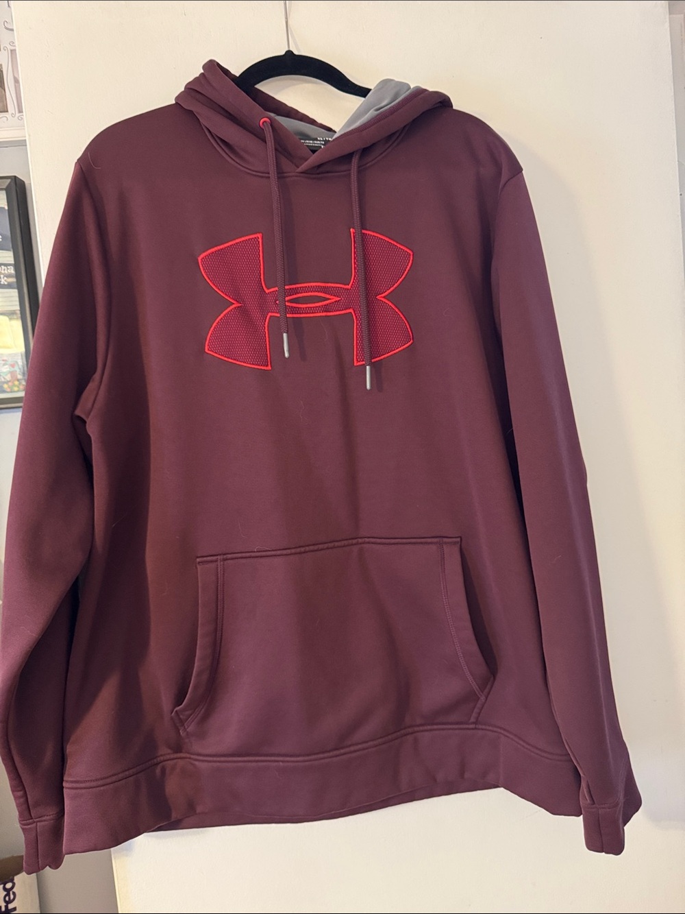 Under Armour - Men’s Maroon Hoodie- XL
